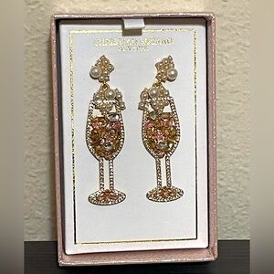 Brand Christian Siriano Champagne
Glass Dangling Earrings